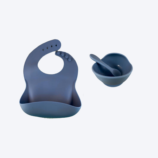 Babero, bowl (base adherente), tenedor y cuchara <br>Colores: consultar disponibilidad <br>100% silicona alimentaria, libre de BPA <br>Apto para lavavajillas, microondas, horno hasta 240 grados y freezer -40 grados.